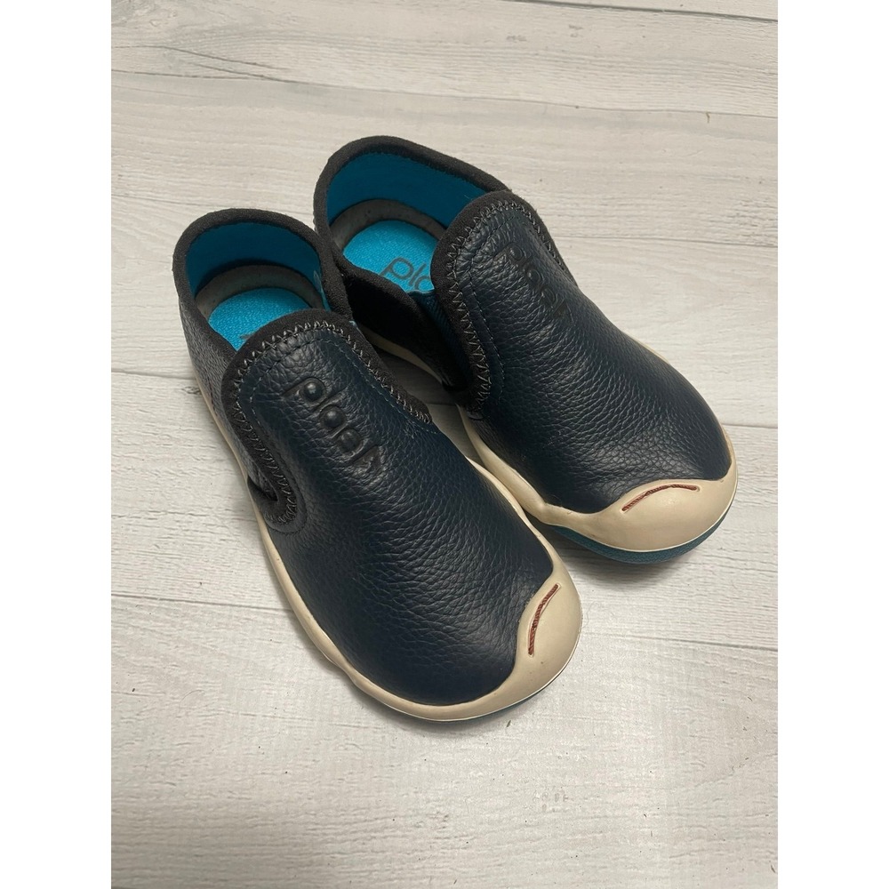 PLAE Migi navy blue slip on shoe sneakers little kids‎ size 9